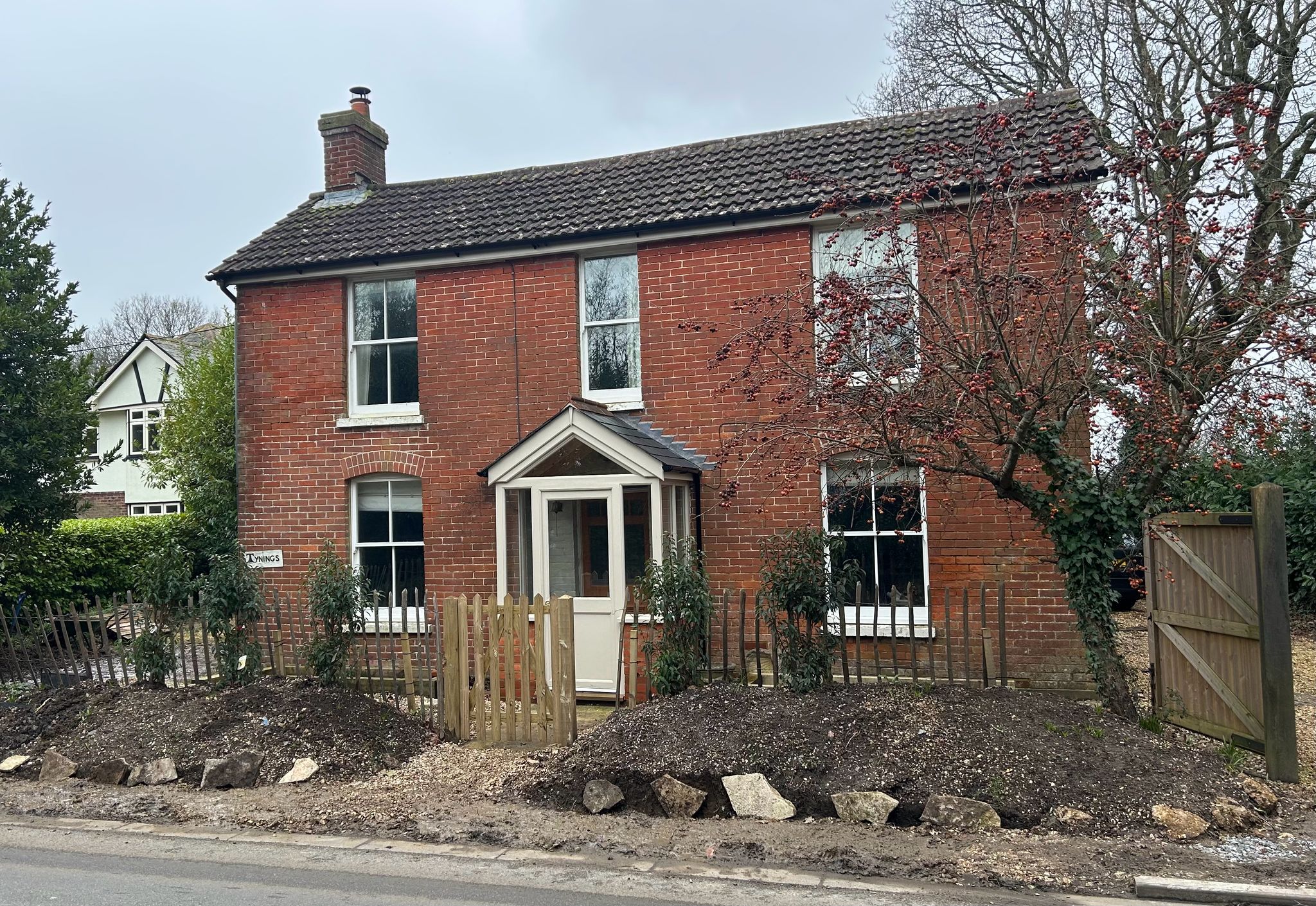 Front exterior view of Tynings